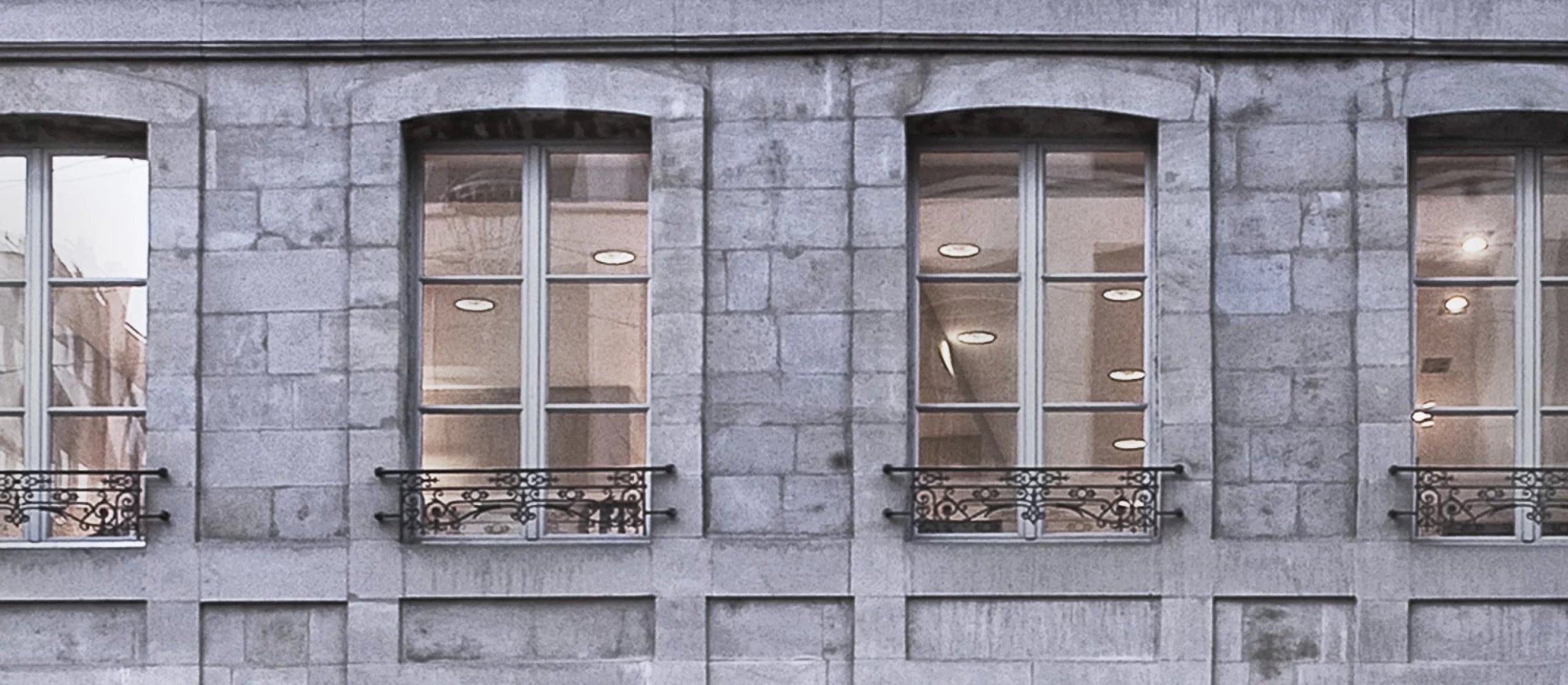 web-page-entreprise-immeuble-facade